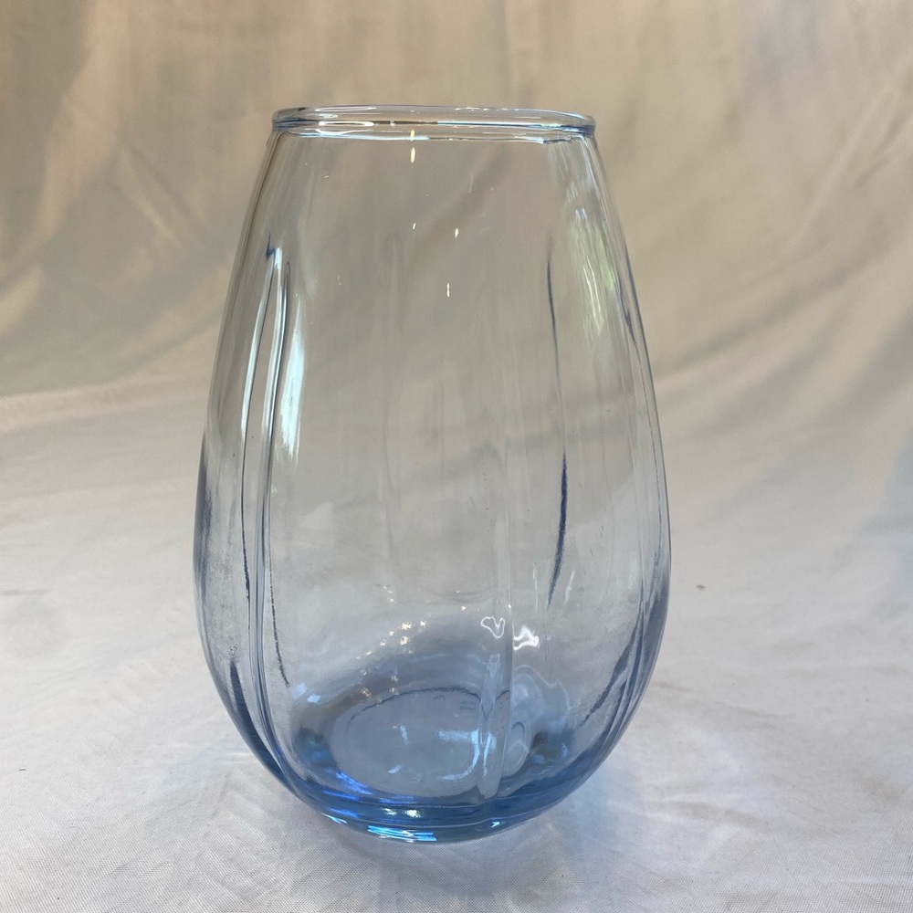 FTD clear glass vase.